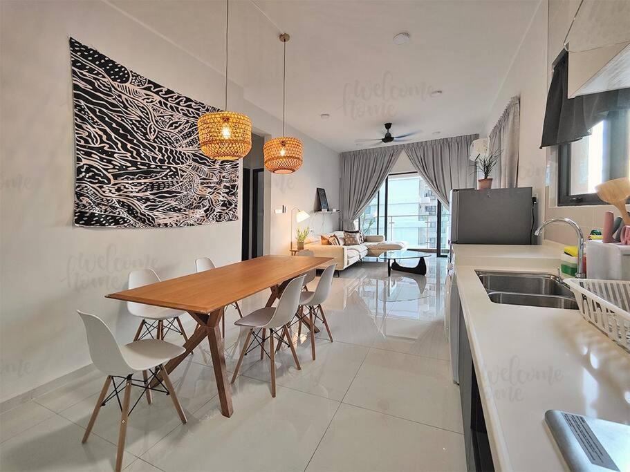 Pangsapuri Amberside, Country Garden Danga Bay By Welcome